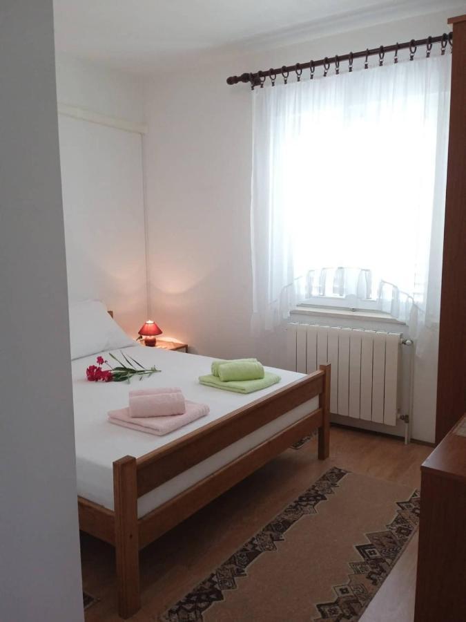 Apartmani Vesna Lun  Exterior photo