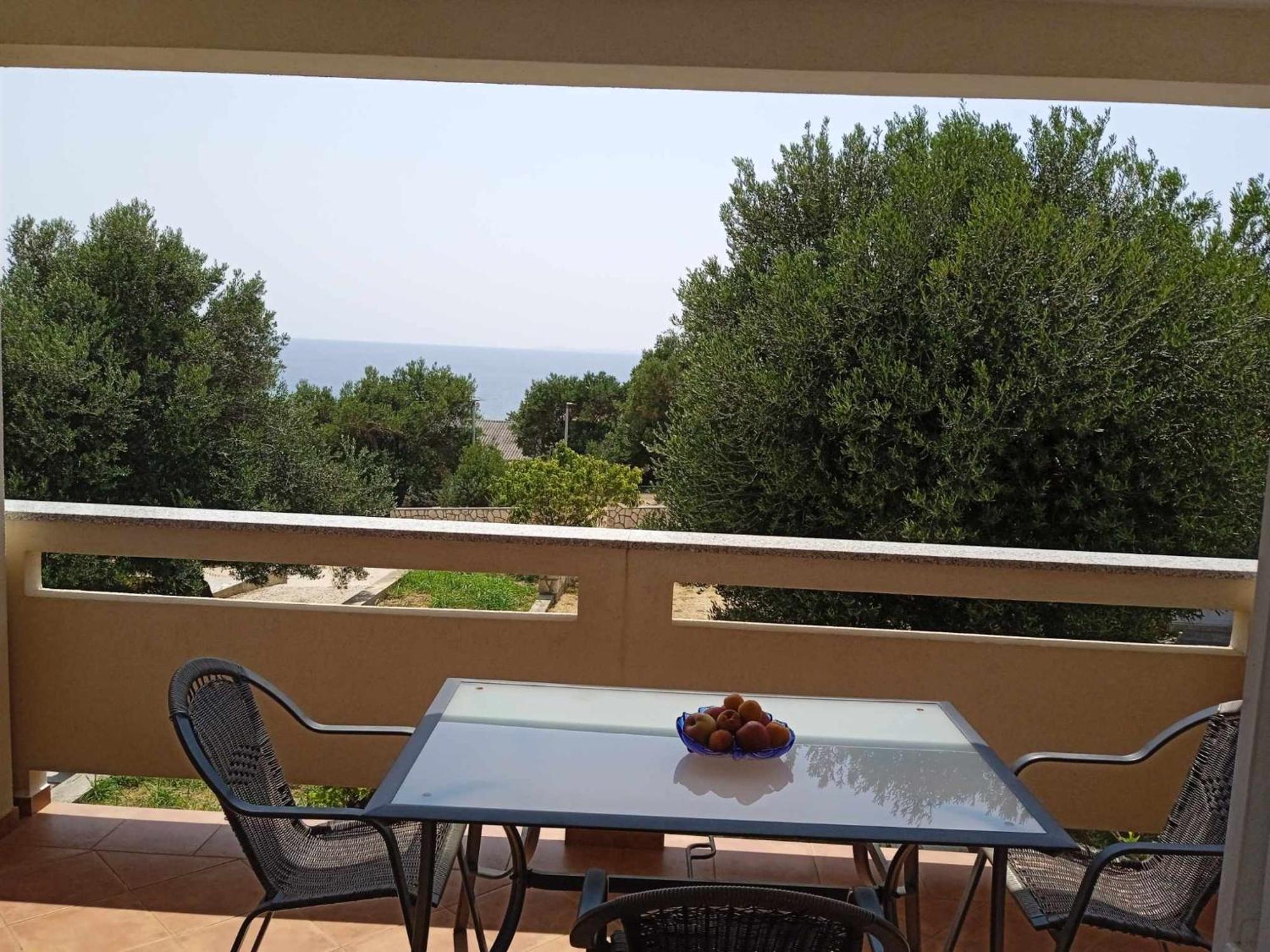 Apartmani Vesna Lun  Exterior photo