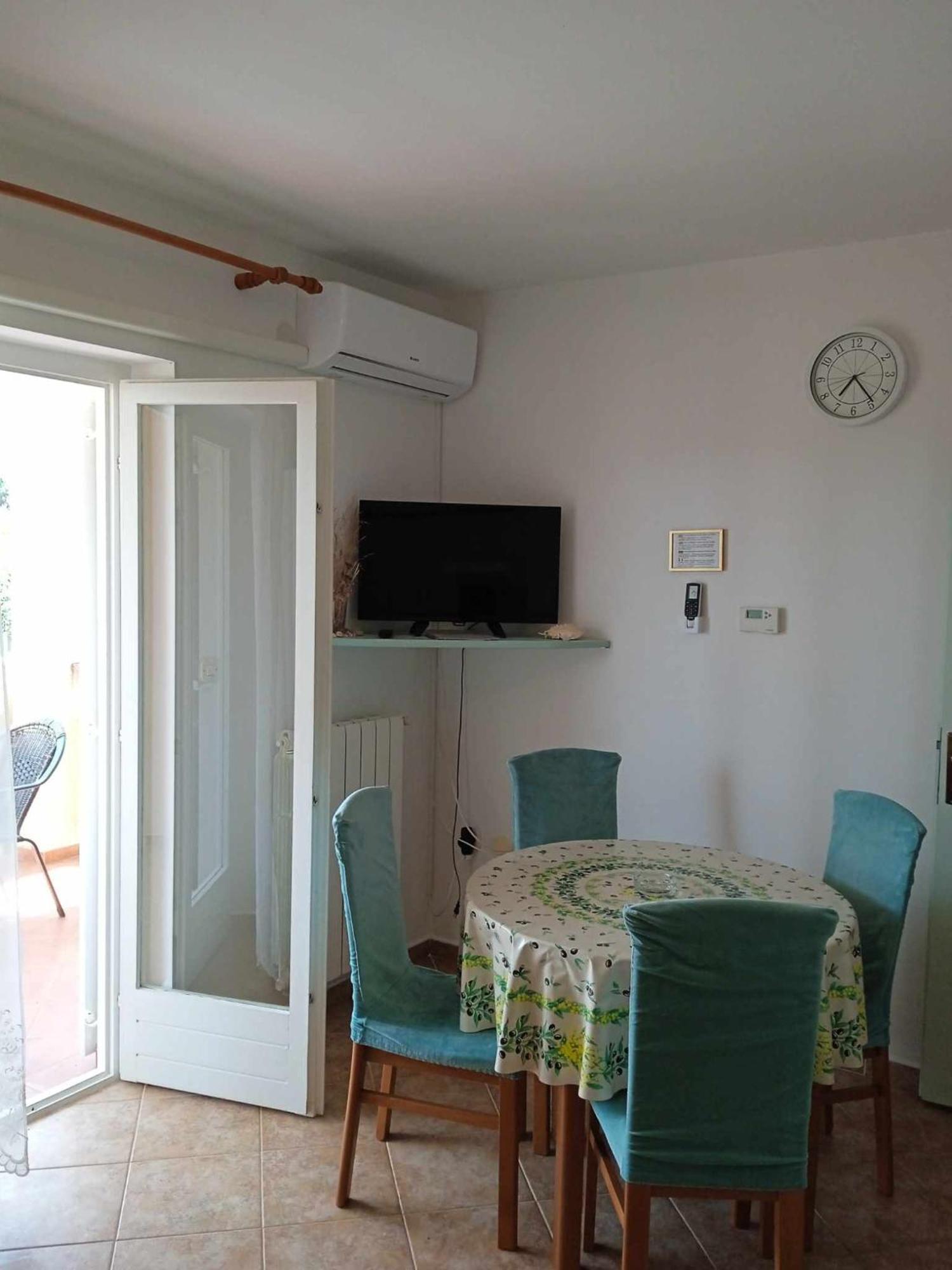 Apartmani Vesna Lun  Exterior photo