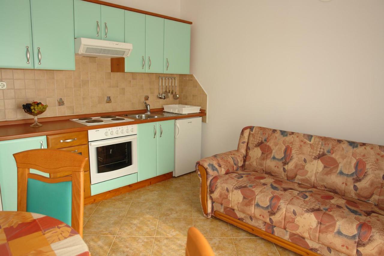 Apartmani Vesna Lun  Exterior photo